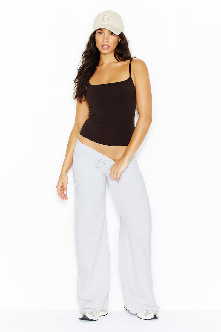 Sleek Scoop Cami Top - Image 2